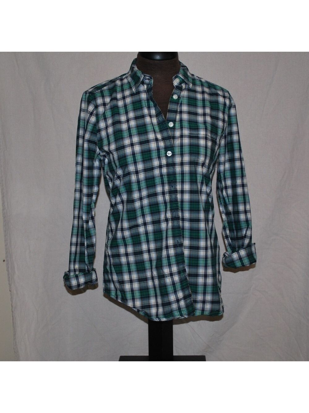 American Eagle Button Down Plaid Shirt M